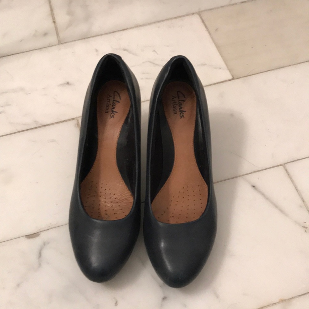 Incredibly comfortable blue pumps by Clarks.